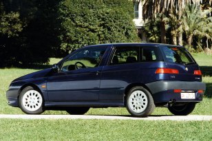 Alfa Romeo 145 1994 - 1999