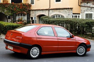 Alfa Romeo 146 1995 - 1999