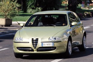 Alfa Romeo 147 2000 - 2005