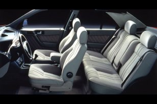 Alfa Romeo 155 1992 - 1995