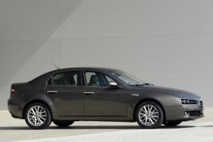 Alfa Romeo 159 2008 - 2012