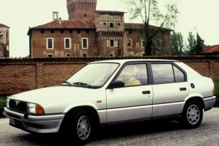 Alfa Romeo 33 1983 - 1986