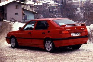 Alfa Romeo 33 1990 - 1994