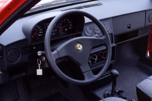 Alfa Romeo 33 1990 - 1994