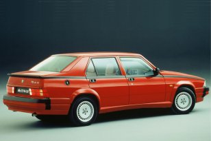 Alfa Romeo 75 1985 - 1989