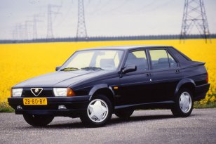 Alfa Romeo 75 1989 - 1992