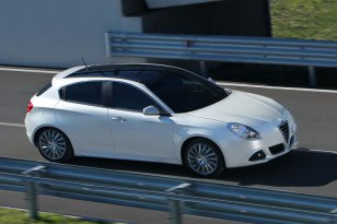 Alfa Romeo Giulietta 2010 - 2014