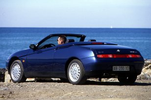 Alfa Romeo Spider 1995 - 1998
