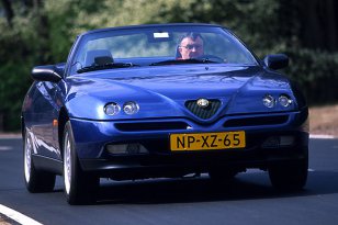 Alfa Romeo Spider 1995 - 1998