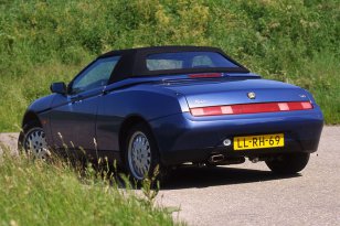 Alfa Romeo Spider 1995 - 1998