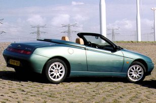 Alfa Romeo Spider 1998 - 2003