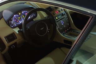 Aston Martin DB9 2004 - 2012