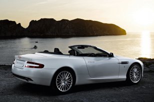 Aston Martin DB9 2004 - 2012