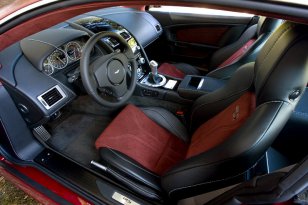 Aston Martin DBS 2008 - 2012