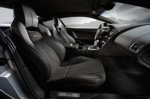 Aston Martin DBS 2008 - 2012