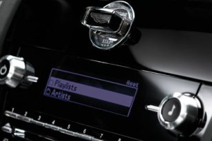 Aston Martin DBS 2008 - 2012