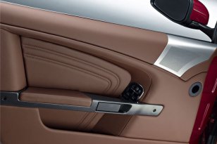 Aston Martin DBS 2010 - 2012