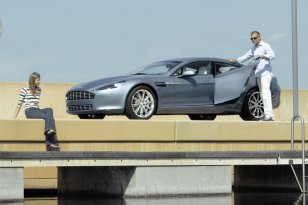 Aston Martin Rapide 2010