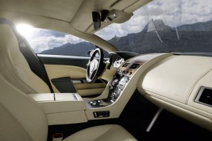 Aston Martin Rapide 2010