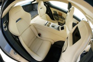 Aston Martin Rapide 2010