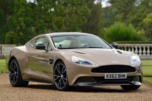 Aston Martin Vanquish 2012