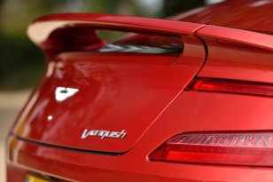 Aston Martin Vanquish 2012