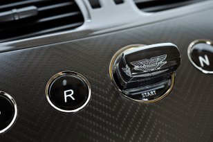 Aston Martin Vanquish 2012