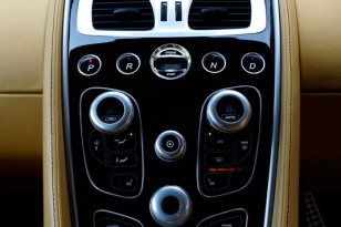 Aston Martin Vanquish 2012