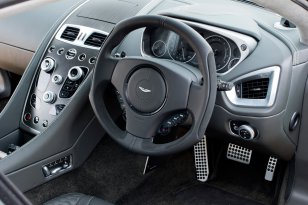 Aston Martin Vanquish 2012