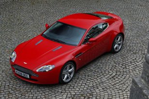 Aston Martin Vantage 2005