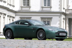 Aston Martin Vantage 2005