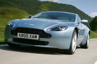 Aston Martin Vantage 2005
