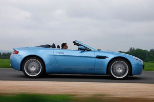 Aston Martin Vantage 2007