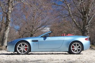 Aston Martin Vantage 2007