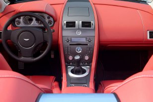 Aston Martin Vantage 2007