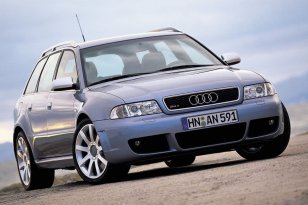 Audi A4 RS4 Avant