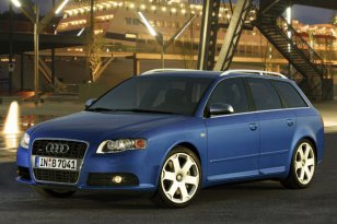 Audi A4 RS4 Avant