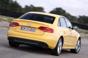 Audi A4 2009 - 2011