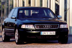 Audi A8 S8
