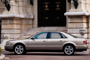 Audi A8 1999 - 2002