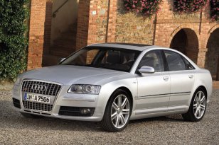 Audi A8 S8