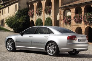 Audi A8 2007 - 2010