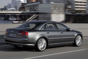 Audi A8 2007 - 2010