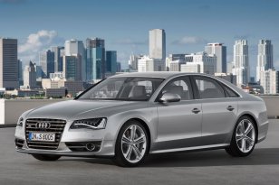 Audi A8 S8