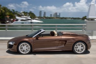 Audi R8 2010 - 2012