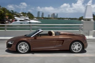 Audi R8 2010 - 2012