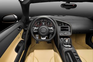 Audi R8 2010 - 2012