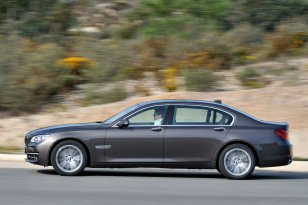 BMW 7-series 2012