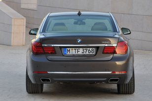 BMW 7-series 2012