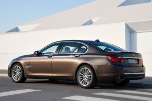 BMW 7-series 2012